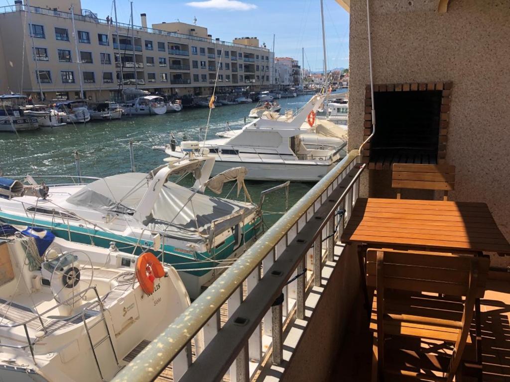 Port Ambar - Apartamento En La Marina De Empuriabrava - Balcon Con Vistas Al Canal - Playa - Wifi 外观 照片